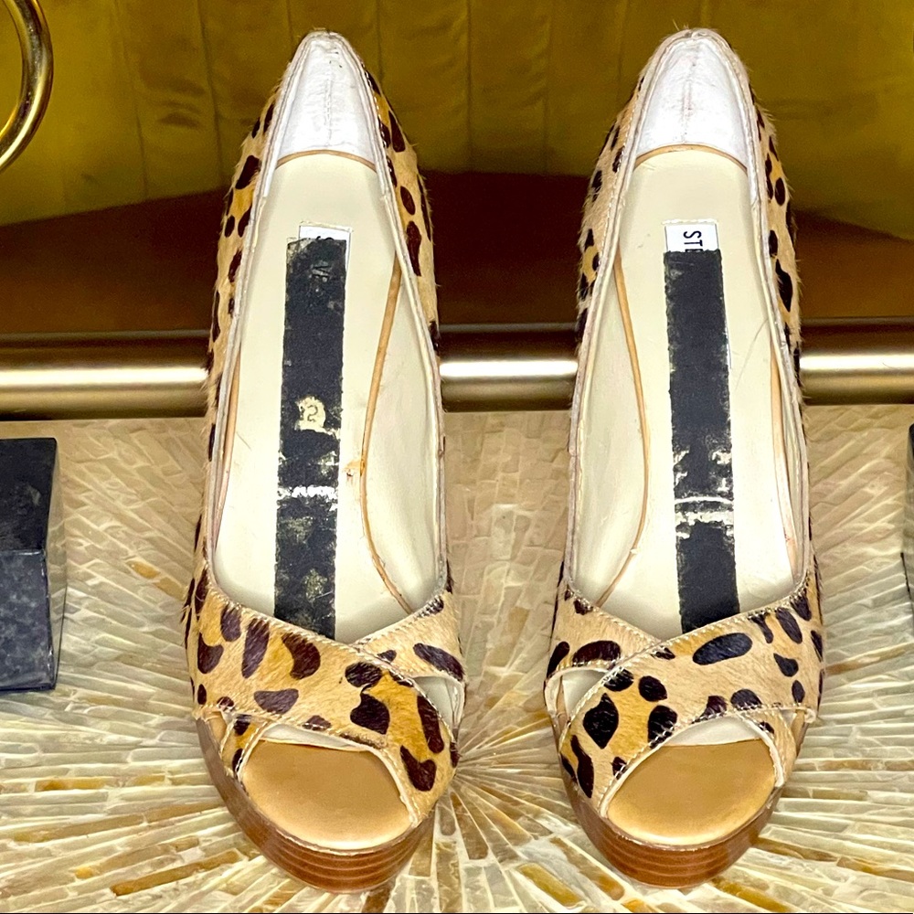 Steve Madden Glamorl Leopard Print Heels Size 8.5